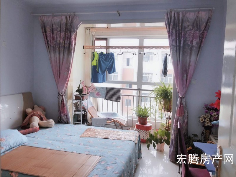 涿中家属楼、二楼三居室、地理位置优越看房方便