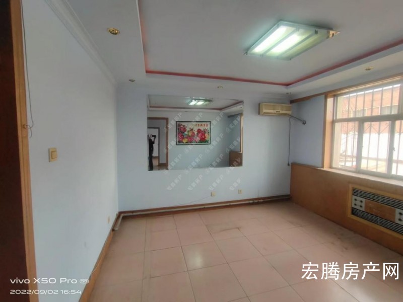 出售一建家属楼简单装修领包入住