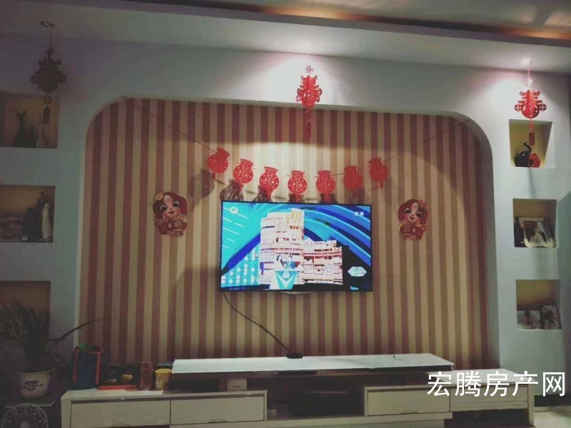 合符小区 精装修 三居 南北通透 可贷款