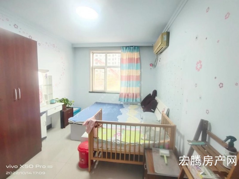 出售东风花园大两居家具家电齐全领包入住