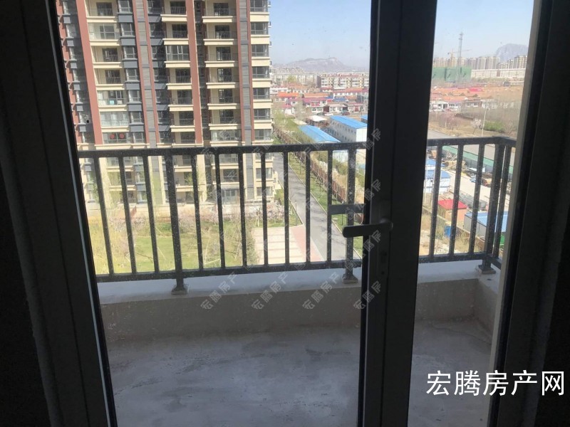 出售涿鹿中原大三居双卫南北通透交通便利