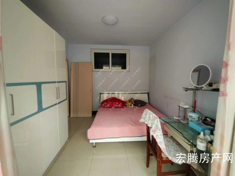 出售怡馨家园小两居适合老人居住领包入住