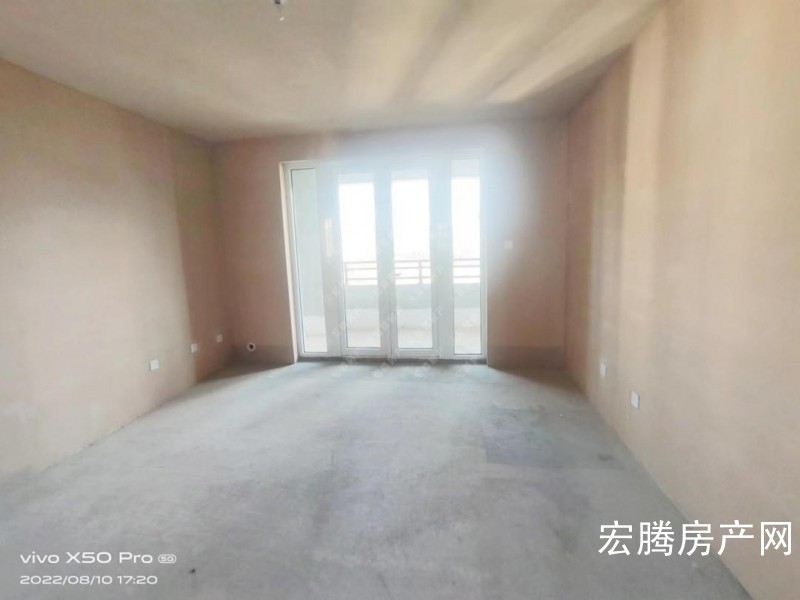 金地*付三阳开泰大三居，户型方正