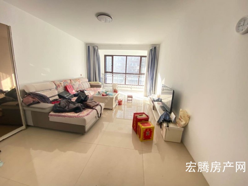 82万盛世名城110平米大两居