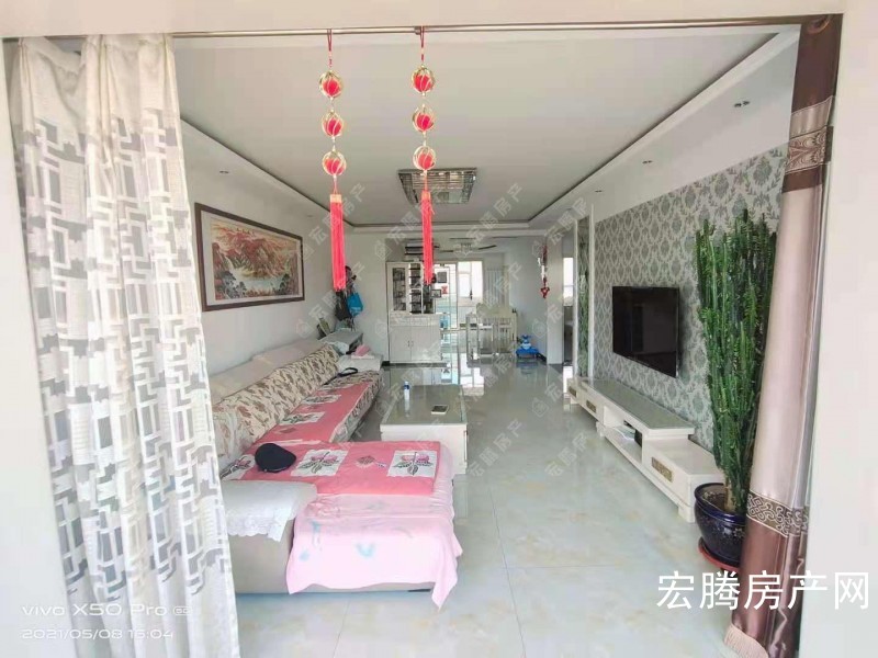 中华城6楼带阁楼精装修领包入住